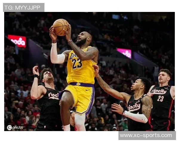 湖人对阵开拓者NBA精彩对决在线直播全程回顾与分析